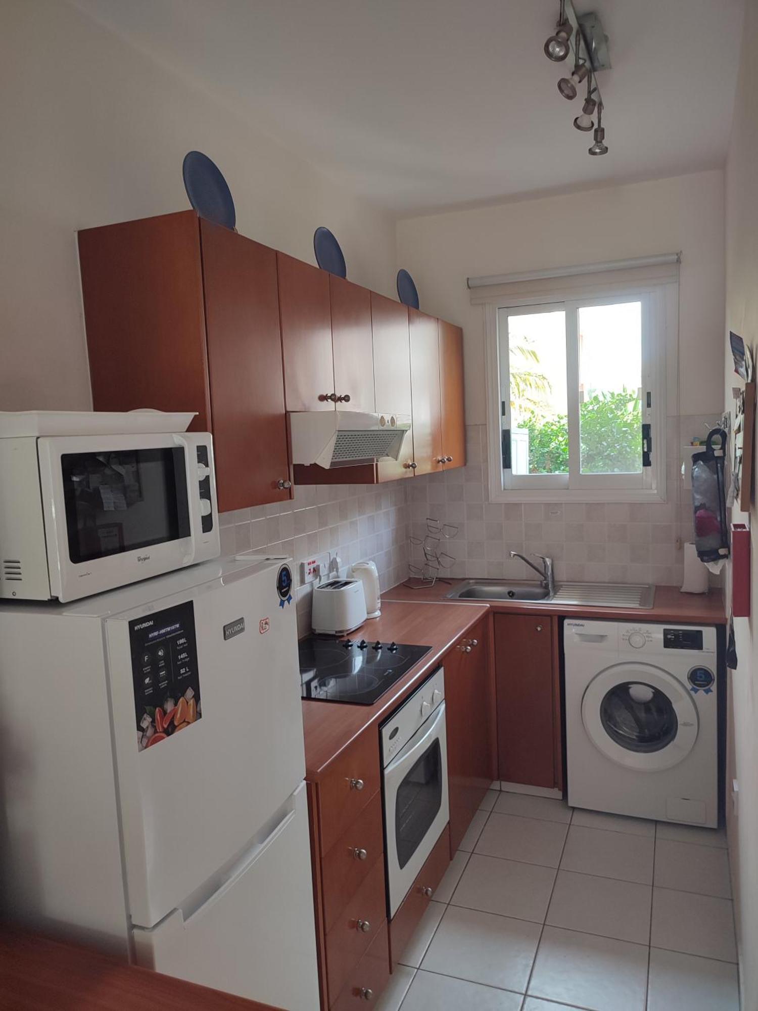Aurora Townhouse - Complimentary Paphos Airport Transport Villa Exterior photo